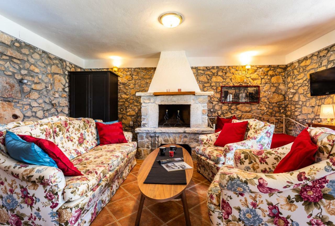Villa Korina Pinezići Zewnętrze zdjęcie